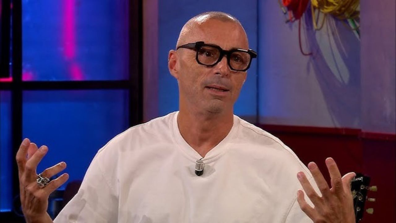 Alex Britti spiato in casa dalla ex moglie con un baby monitor: Nicole Pravadelli finisce sotto processo