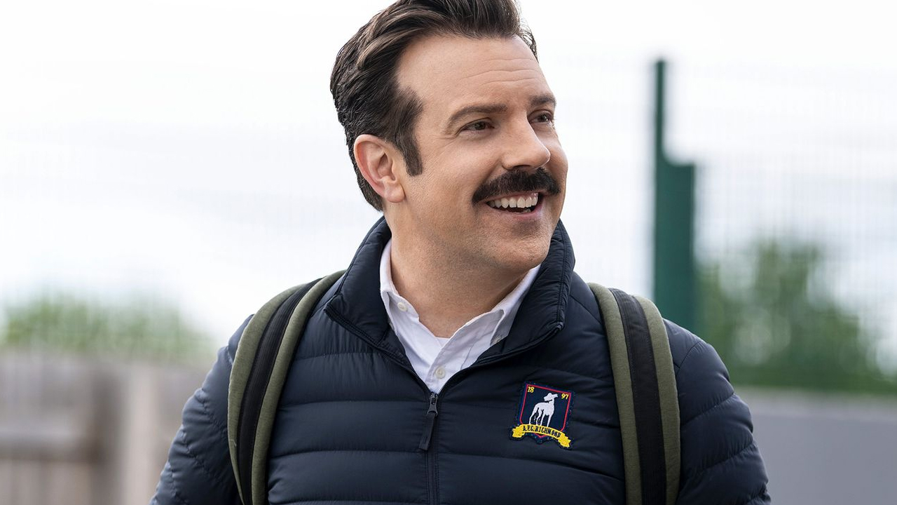 Jason Sudeikis e il doloroso lutto familiare e professionale: “era divertente, gentile e caloroso come i personaggi che ha interpretato”
