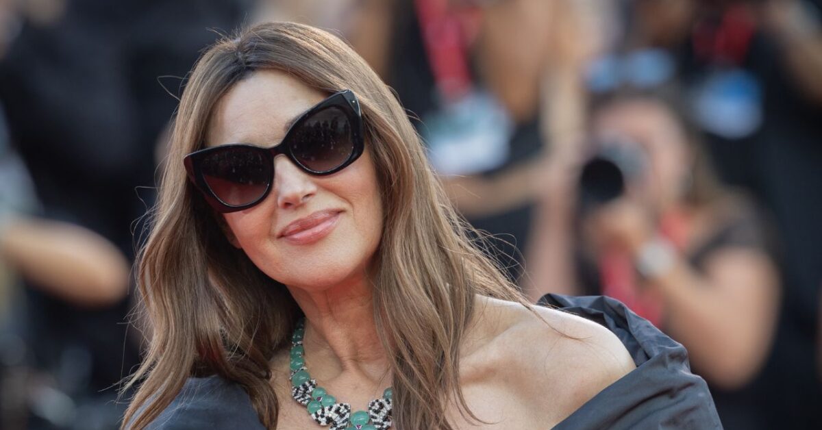 Monica Bellucci sulle critiche alla figlia Deva: "servono anche quelle"