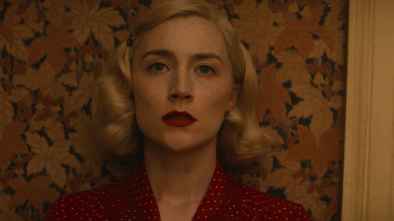 Saoirse Ronan incinta - Cinematographe.it
