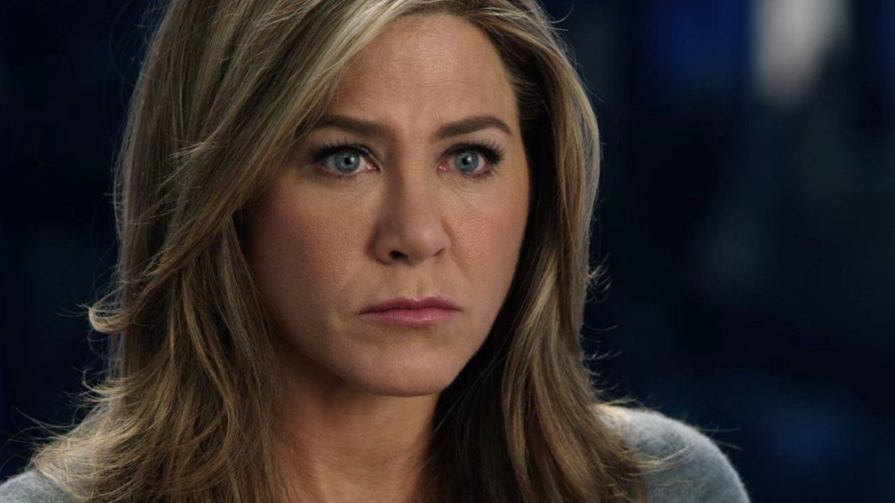 “Jennifer Aniston” mi ha detto che mi amava e adesso sono rovinato”. Il racconto di Paul Davis ha dell’incredibile
