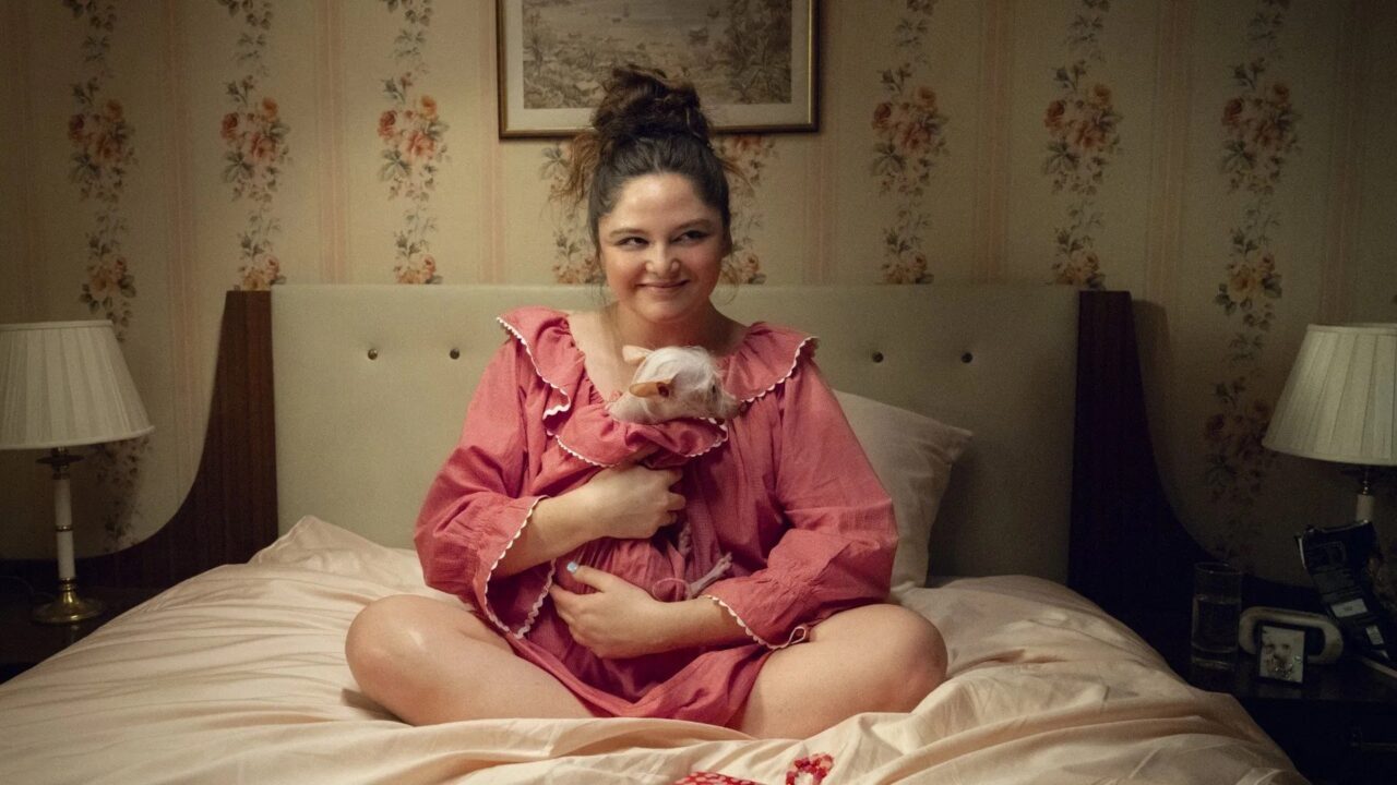 Megan Stalter: 10 cose che non sai sulla protagonista di Too Much