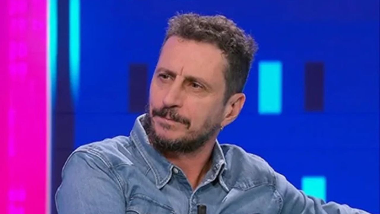 Luca Bizzarri e il giudizio tagliente al giovane animatore di Rimini: “I giovani di oggi pensano che i problemi si risolvano su TikTok”