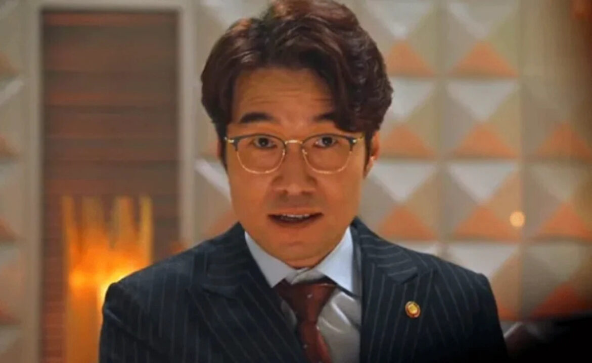 Song Young-kyu, attore sudcoreano, è stato trovato morto in auto