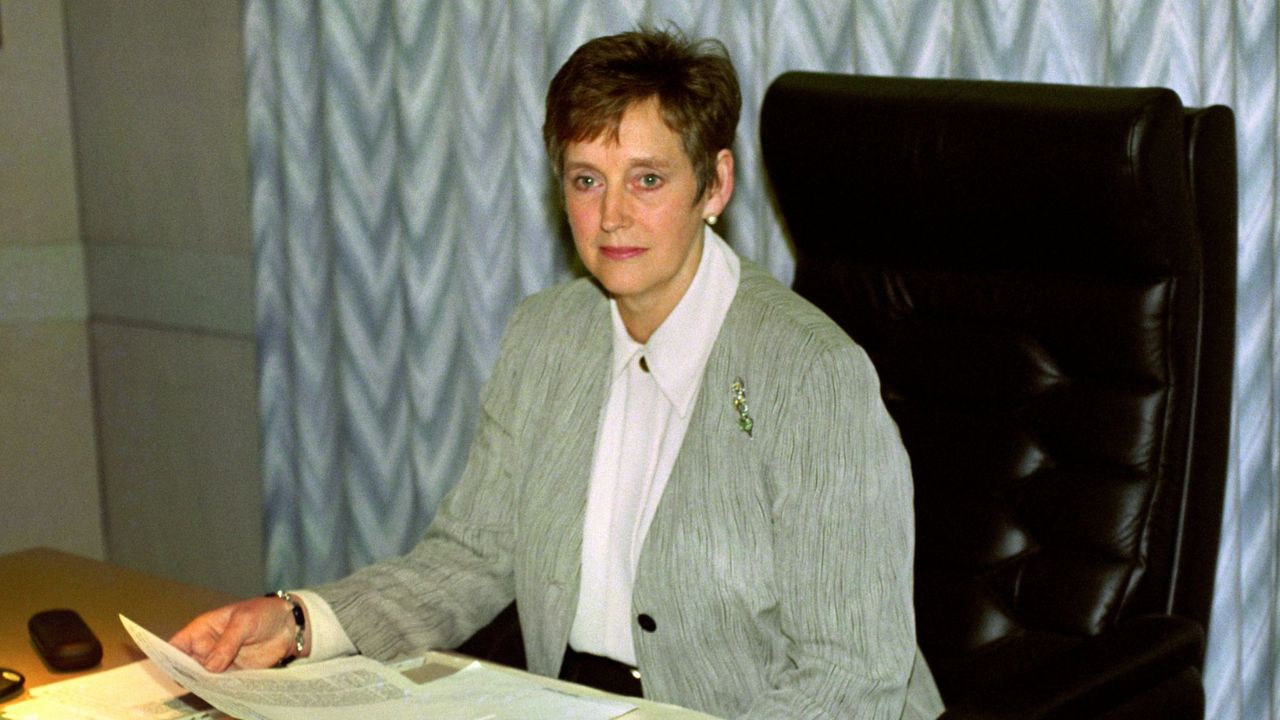 Addio a Stella Rimington, la donna che rivoluzionò 007