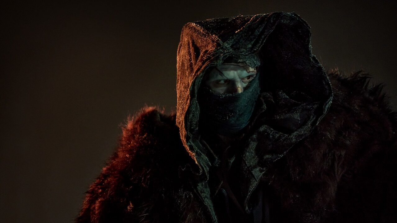 Frankenstein: la creatura di Jacob Elordi tra orrore e umanità