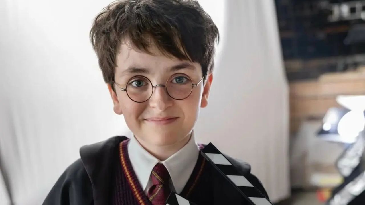 Harry Potter e i Weasley tornano a King’s Cross: le foto dal set della serie