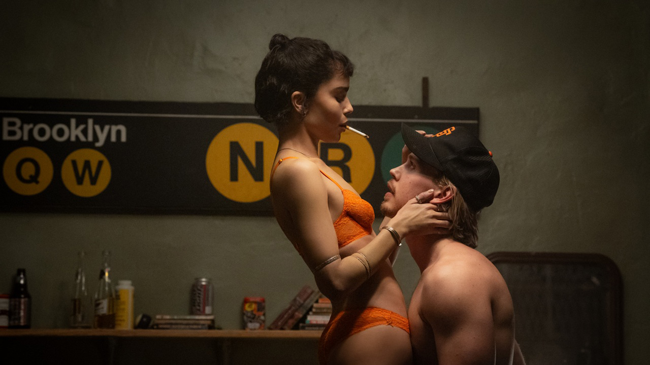 Una Scomoda Circostanza - Caught Stealing; cinematographe.it