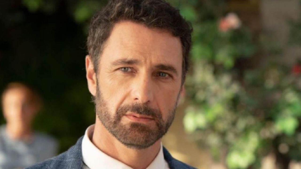Raoul Bova torna a parlare dopo lo scandalo dei messaggi vocali - Cinematographe.it