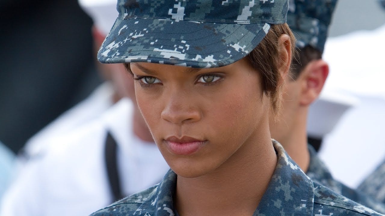 Rihanna diventa mamma per la terza volta! Ecco la prima foto e il particolarissimo nome scelto per la bimba! [FOTO]