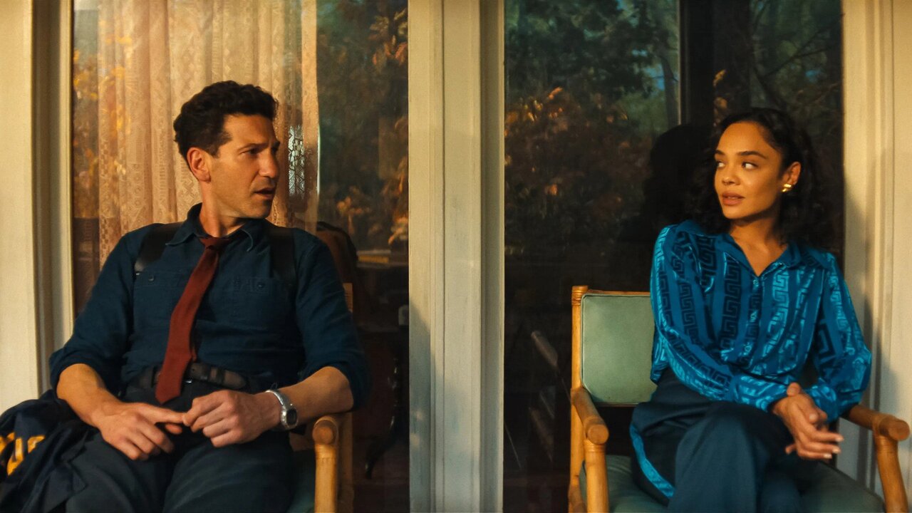 His & Hers: le prime immagini della serie Netflix con Jon Bernthal e Tessa Thompson