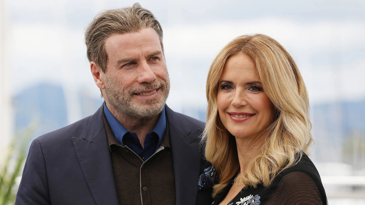 John Travolta e il tributo all’amore per Kelly Preston: “Ti amerò come nessuno ti ha mai amato”