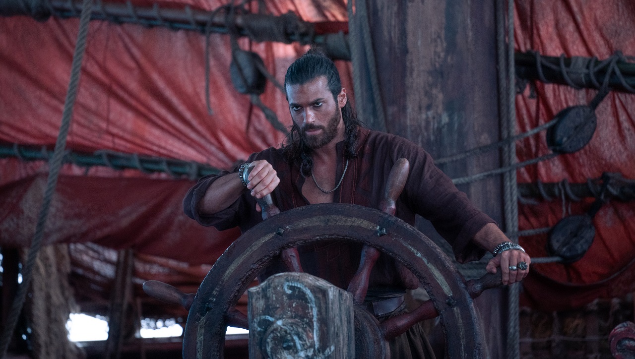 Sandokan: recensione della serie TV con Can Yaman, dal RoFF 2025