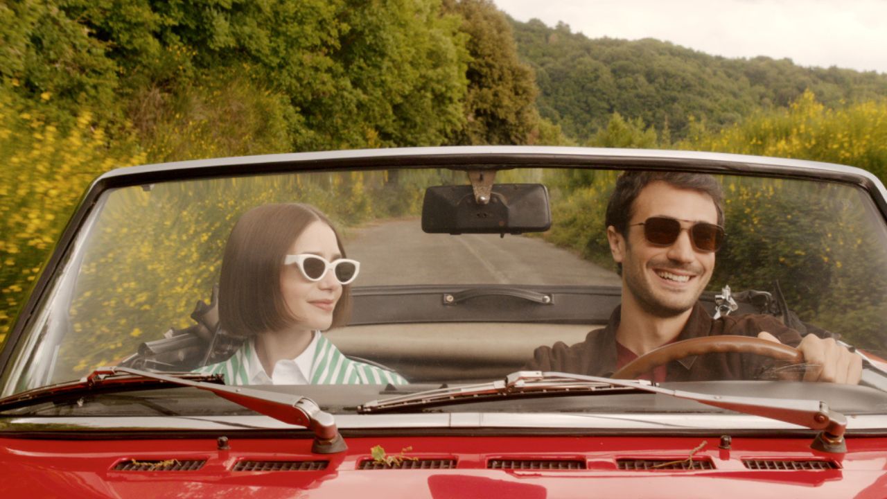 Emily in Paris – Stagione 5: il teaser trailer promette una dose di romanticismo esagerata!