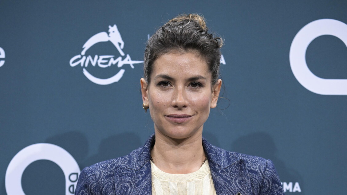 Giulia Michelini porta la Palestina sul red carpet di Roma: “Il cinema italiano deve schierarsi”