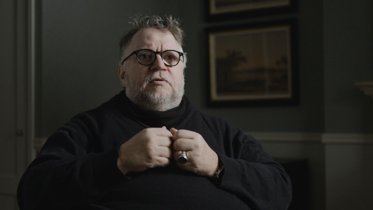 Guillermo del Toro: “Preferirei morire piuttosto che usare l’intelligenza artificiale nei miei film”