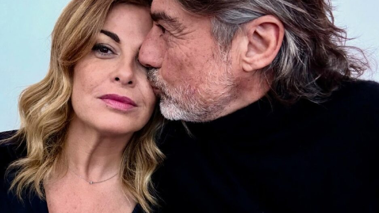 Vanessa Incontrada annuncia le nozze dopo il ritorno di fiamma con Rossano Laurini!