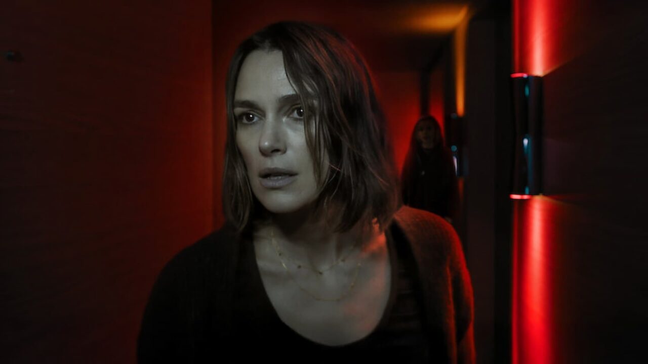 La donna della cabina numero 10: recensione del film Netflix