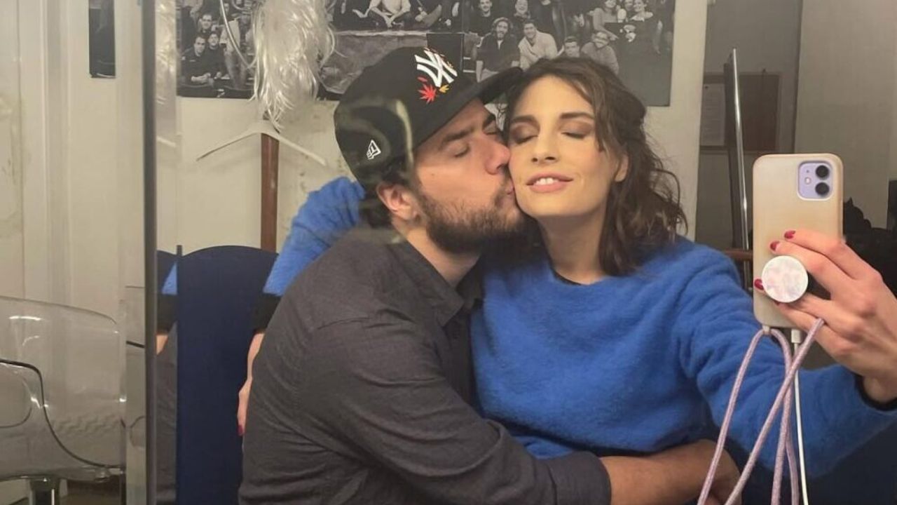 Andrea Pisani in lacrime per Beatrice Arnera: “ho scoperto dal giornale della relazione con Raoul Bova”