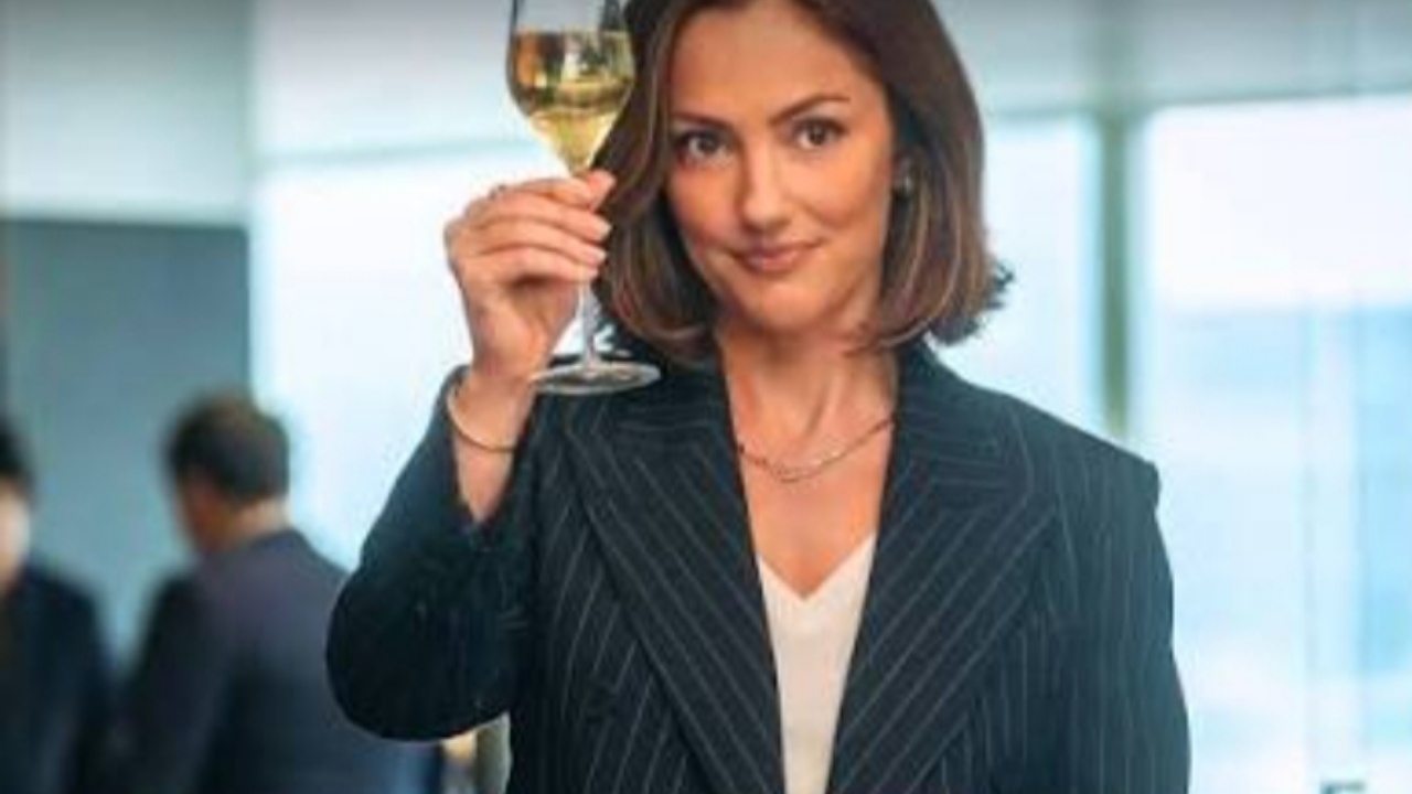 Champagne Problems: trama, trailer e cast del film Netflix