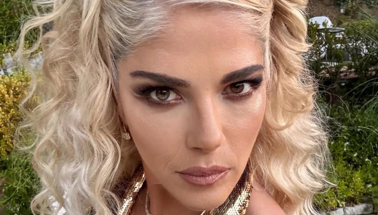 Selma Blair e l’aggiornamento sulla sua sclerosi multipla: “mi sento molto, molto fortunata”