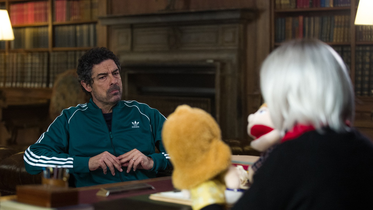 Alessandro Gassmann e il resto del cast su Natale senza Babbo, “un’icona in difficoltà”[VIDEO]