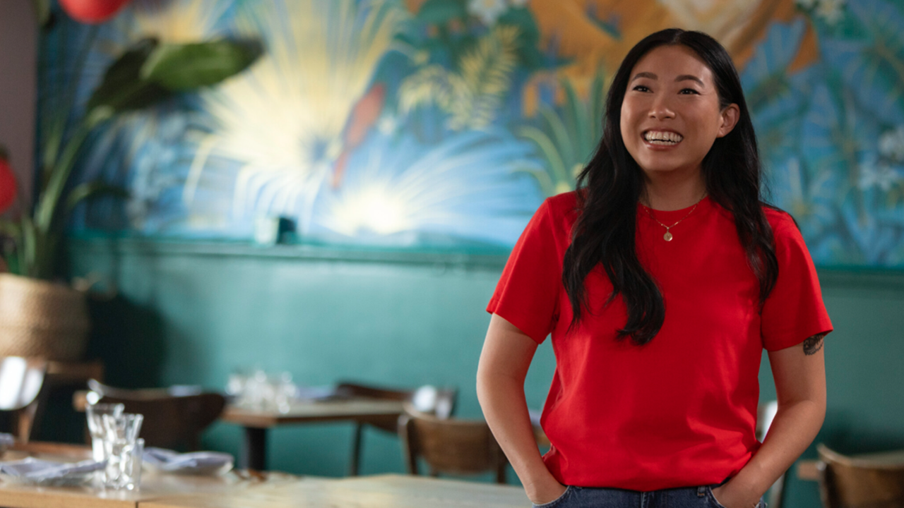 The Unlikely Cook with Awkwafina: Apple TV annuncia la nuova docuserie culinaria